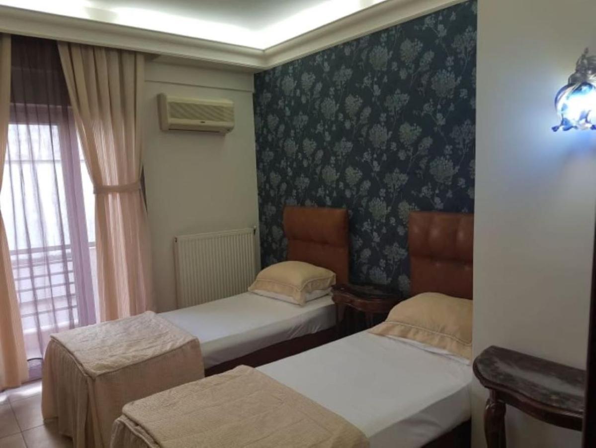 Paralía Hotel Honorata מראה חיצוני תמונה