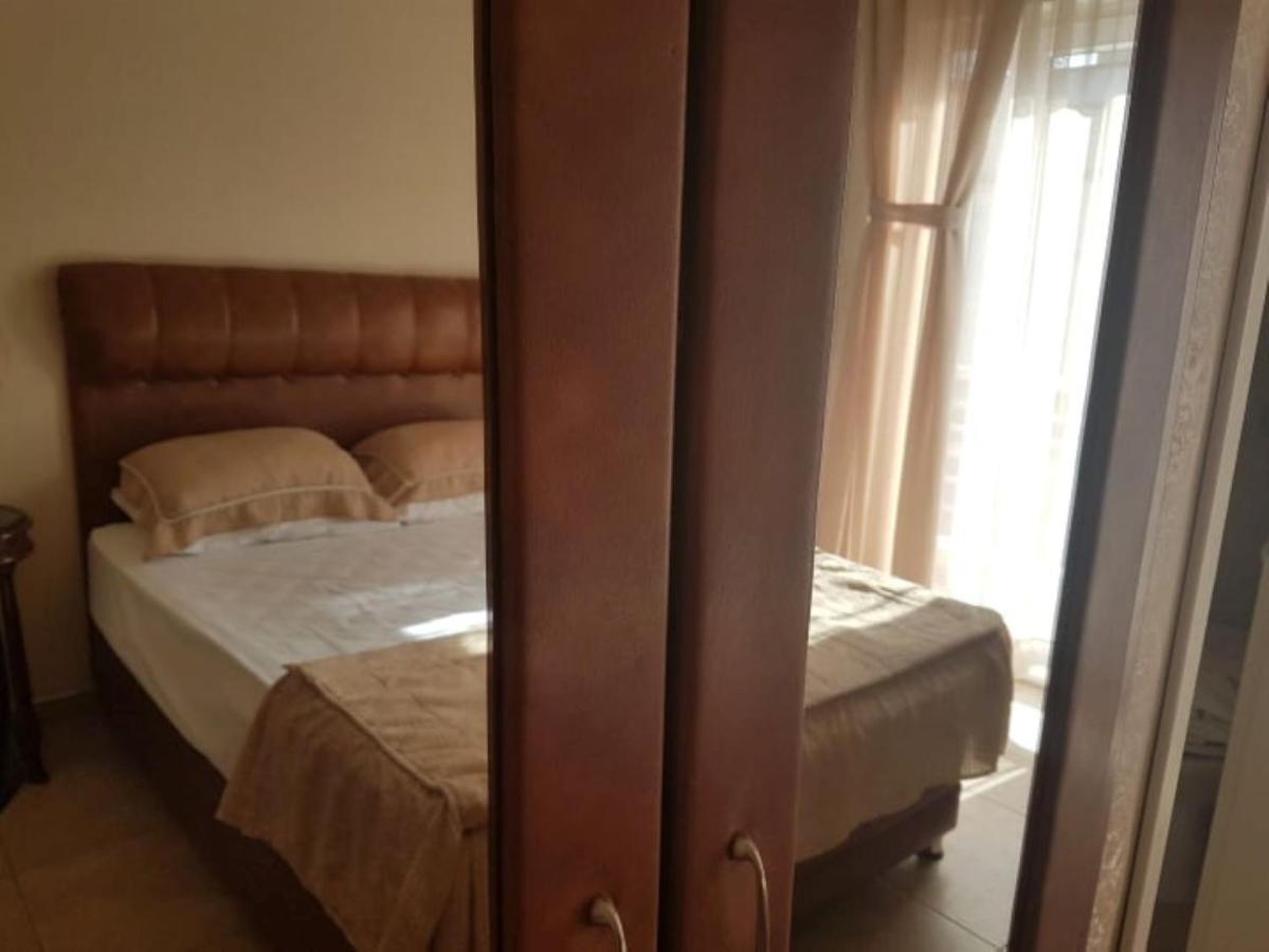 Paralía Hotel Honorata מראה חיצוני תמונה